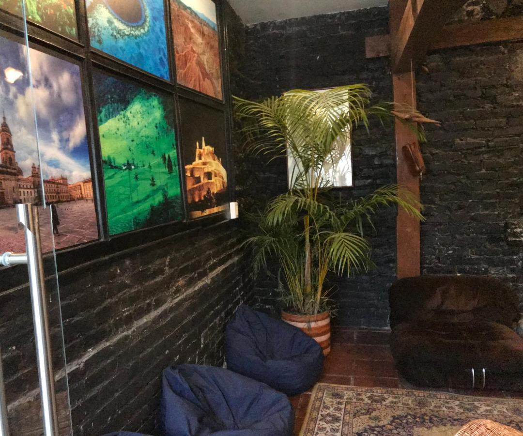 El Yarumo Hostel Богота Экстерьер фото