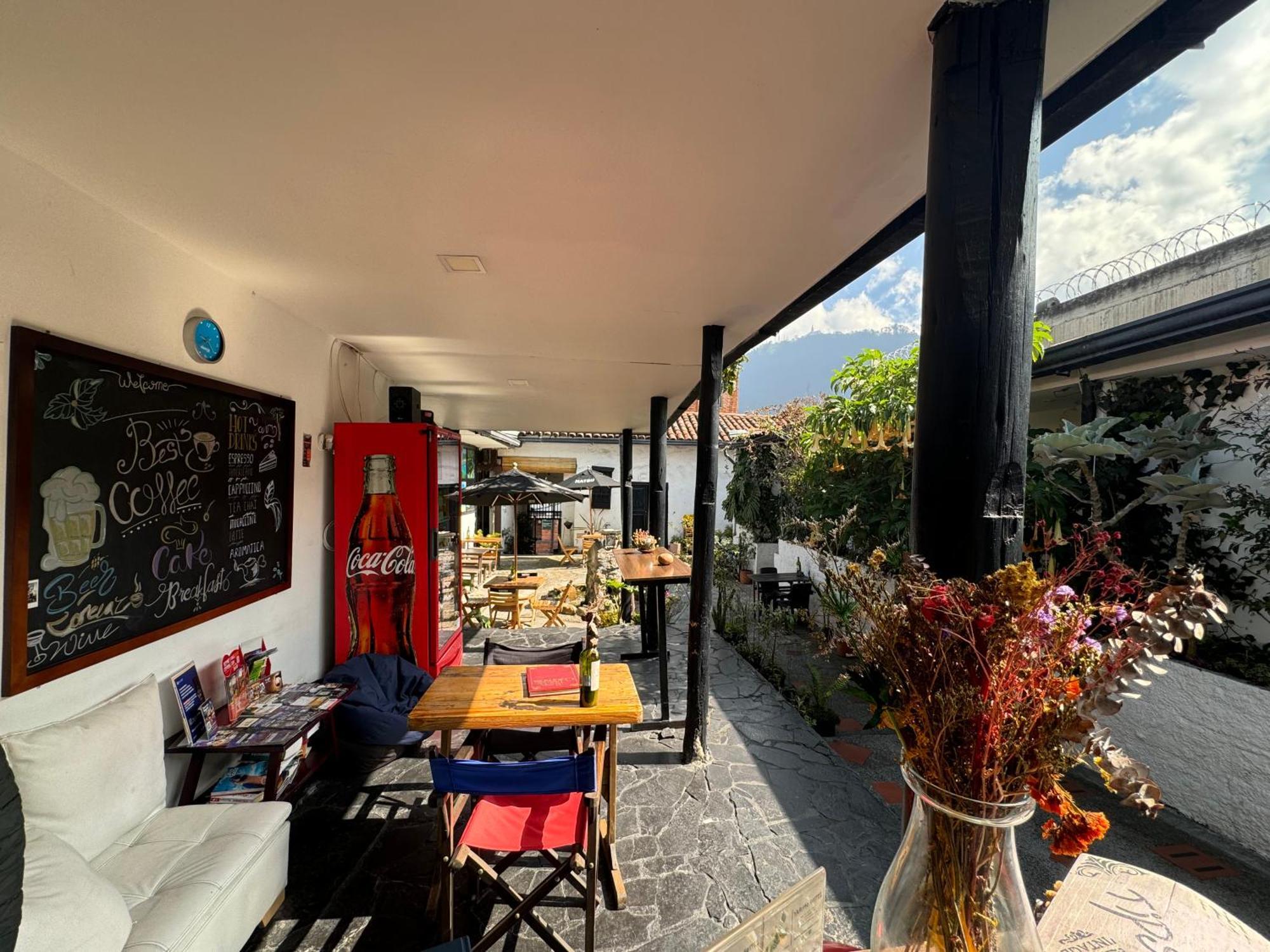 El Yarumo Hostel Богота Экстерьер фото