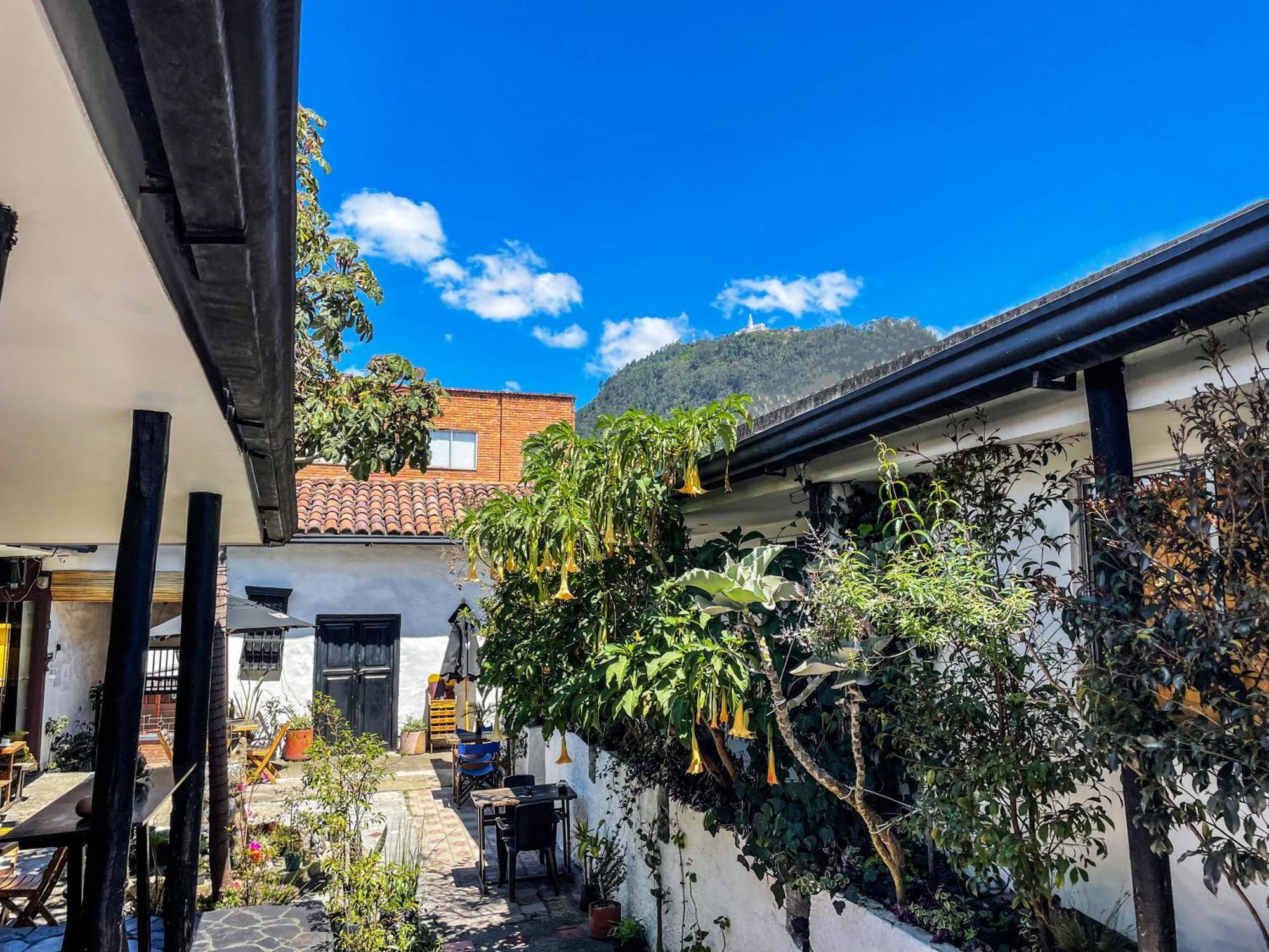 El Yarumo Hostel Богота Экстерьер фото